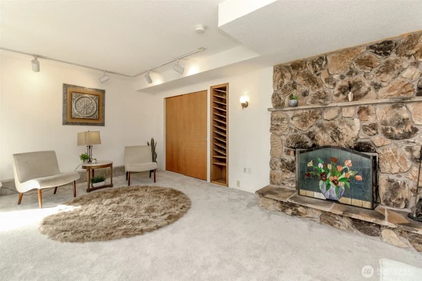 Property photo for 7902 64th Street Ct W, University Place photo 24
