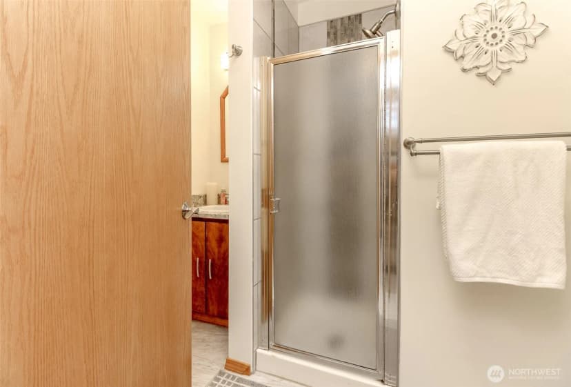Property photo for 7902 64th Street Ct W, University Place photo 25