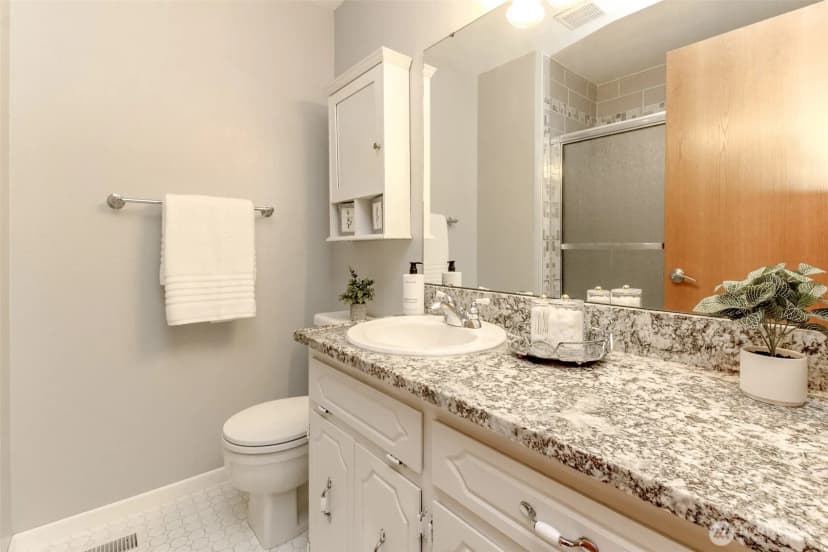 Property photo for 7902 64th Street Ct W, University Place photo 21