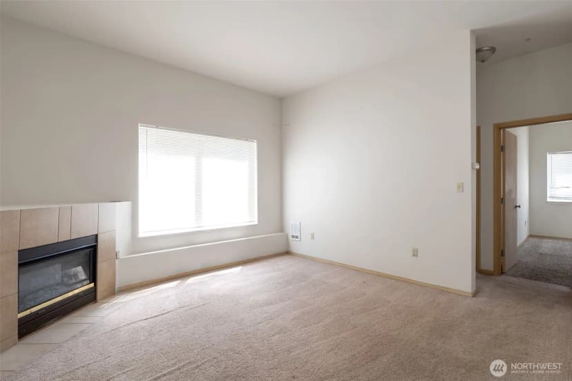 Property photo for 11424 1st Avenue S #103, Seattle photo 8
