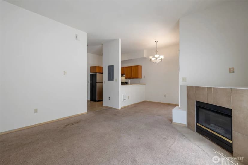 Property photo for 11424 1st Avenue S #103, Seattle photo 14