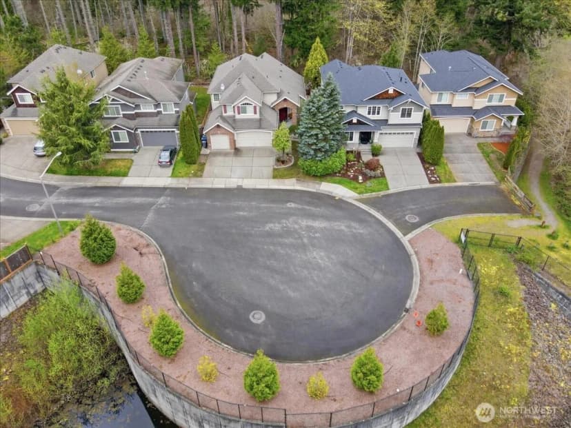 Property photo for 26050 Se 23rd Place, Sammamish photo 31