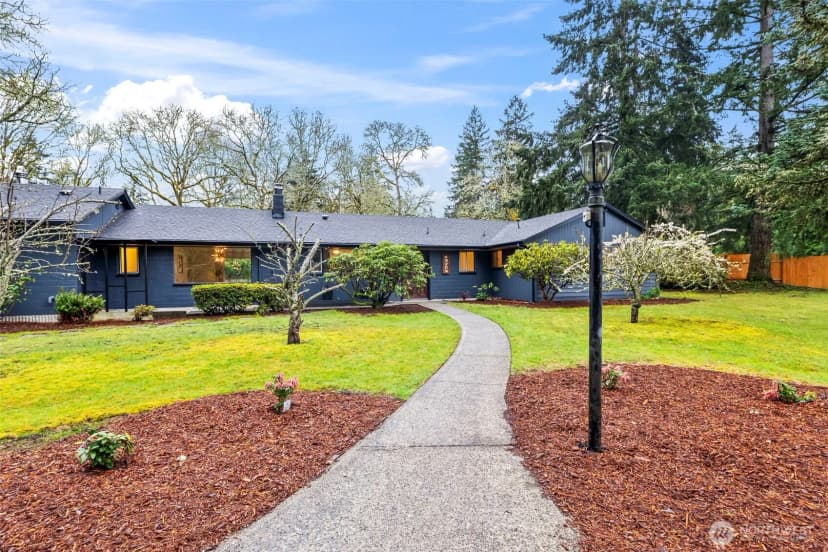 Property photo for 12702 Ave Du Bois Sw, Lakewood photo 6