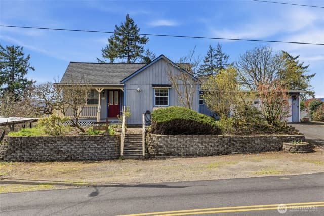 Property photo for 319 N 3rd Street, Kalama