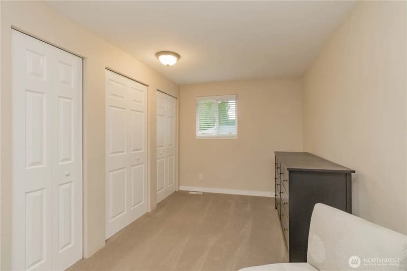 Property photo for 1060 Lynnwood Avenue Ne, Renton photo 22