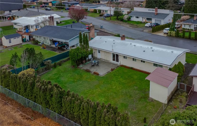 Property photo for 1060 Lynnwood Avenue Ne, Renton photo 38