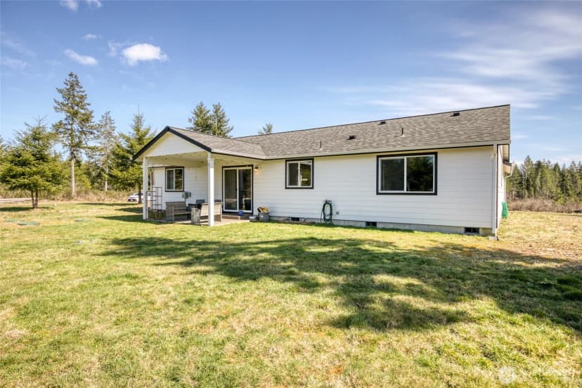 Property photo for 280 W Newberry Lane, Elma photo 25