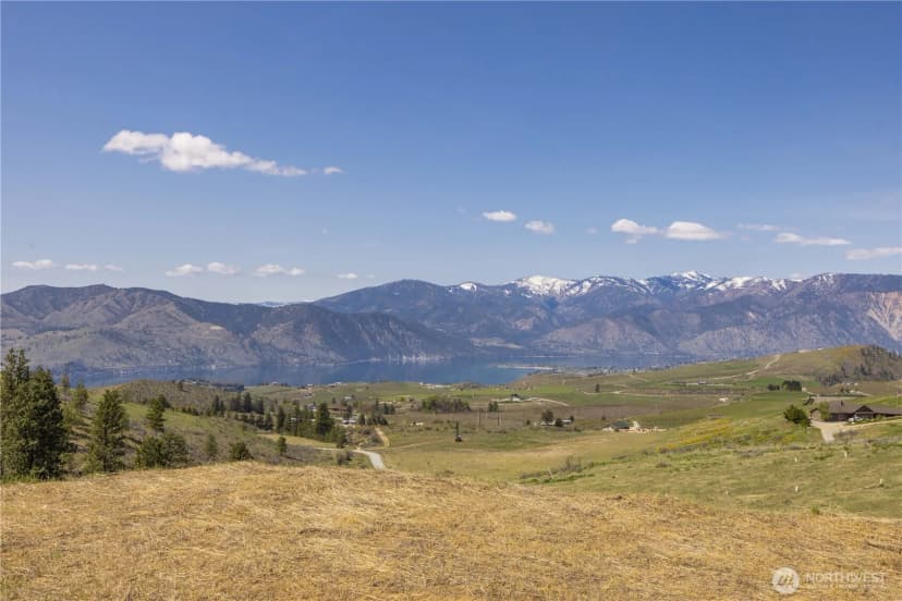 Property photo for 139 Mountain Ridge Lane, Chelan photo 3