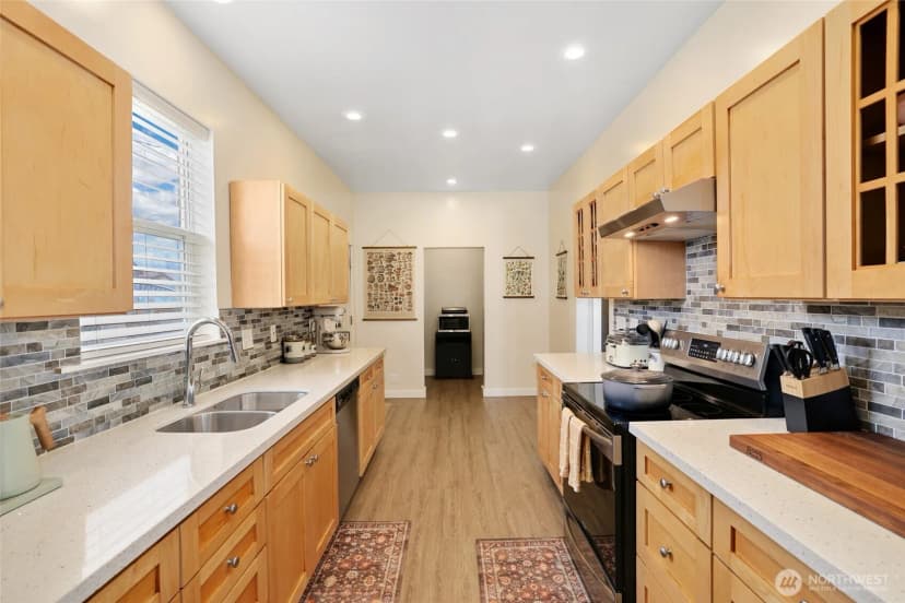 Property photo for 3705 Mckinley Avenue, Tacoma photo 13