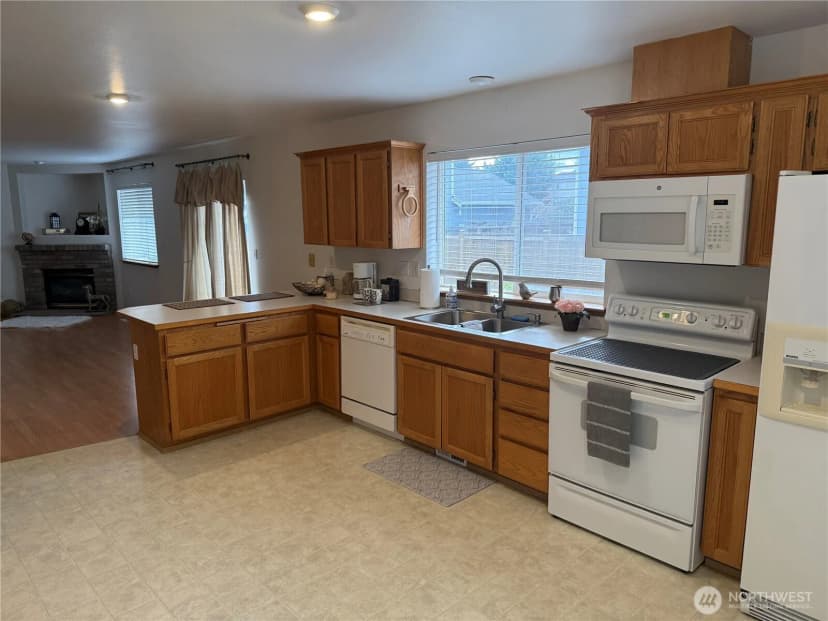 Property photo for 8312 185th Street Ct E, Puyallup photo 12