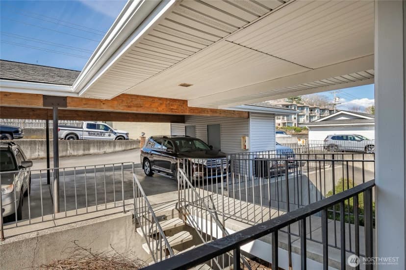 Property photo for 223 Judson St. Aly #201, Lynden photo 31