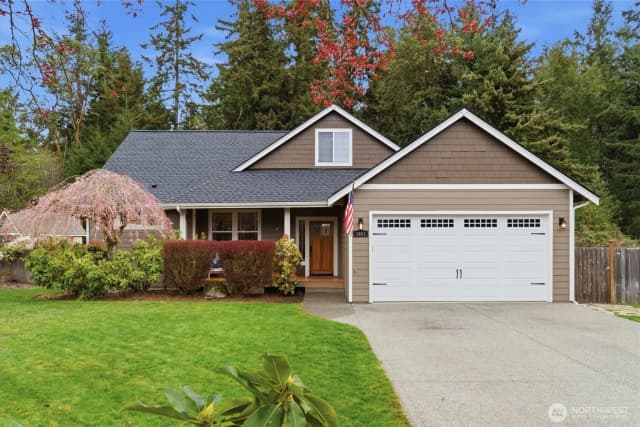Property photo for 1061 Potlatch Drive, Fox Island photo 2