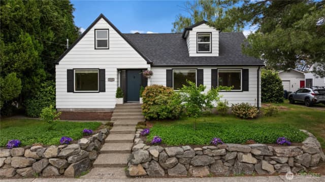 Property photo for 6630 S Warner Street, Tacoma photo 2