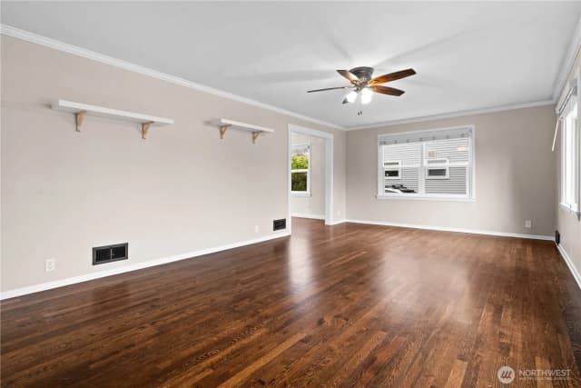 Property photo for 6630 S Warner Street, Tacoma photo 3