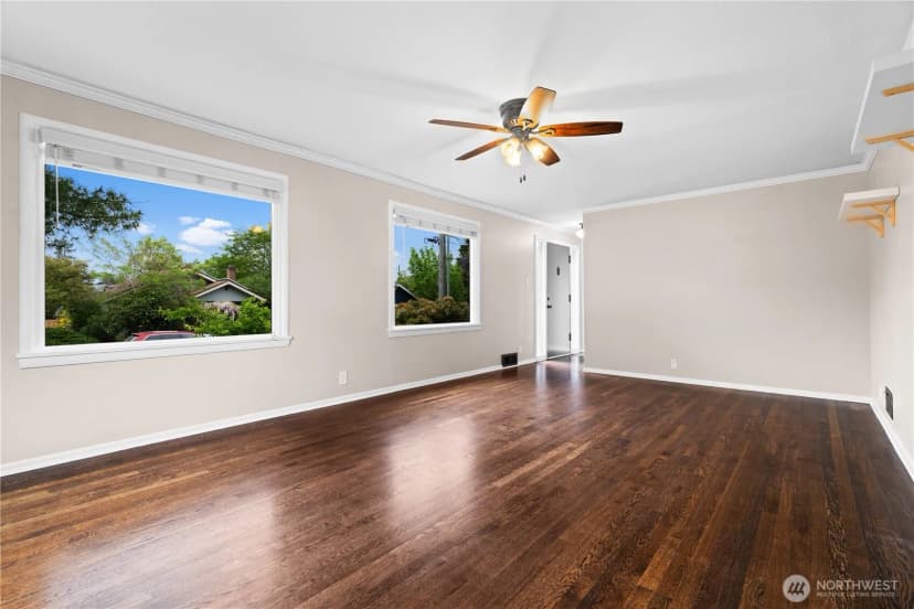 Property photo for 6630 S Warner Street, Tacoma photo 5