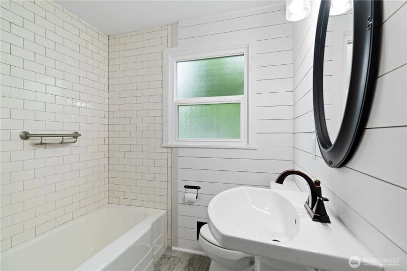 Property photo for 6630 S Warner Street, Tacoma photo 10