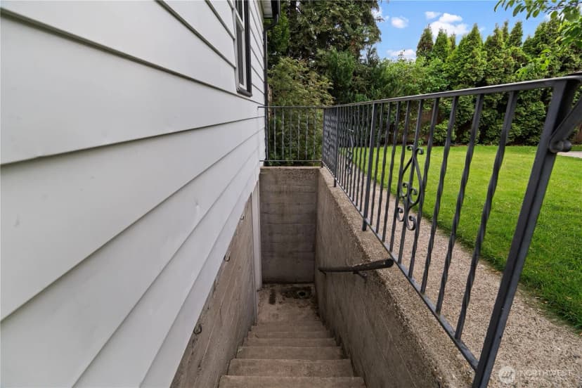 Property photo for 6630 S Warner Street, Tacoma photo 28