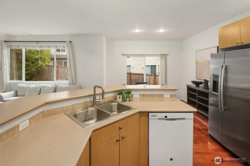 Property photo for 325 S 51st Street #a, Renton photo 15
