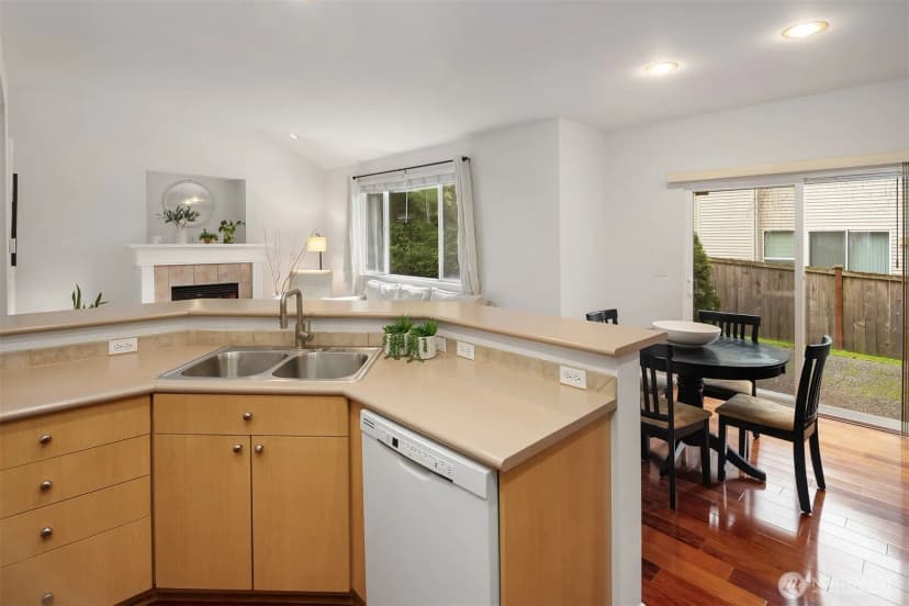 Property photo for 325 S 51st Street #a, Renton photo 16