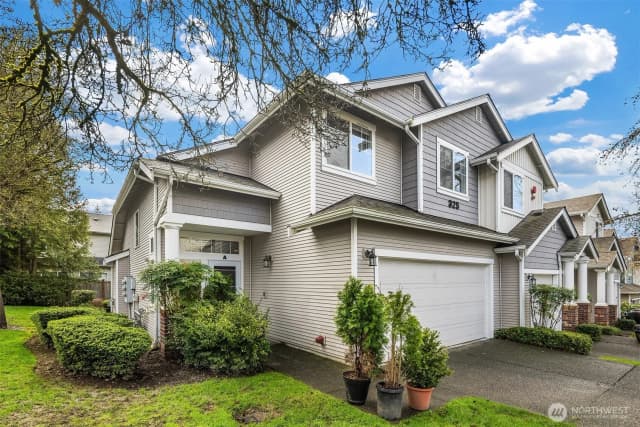 Property photo for 325 S 51st Street #a, Renton photo 2