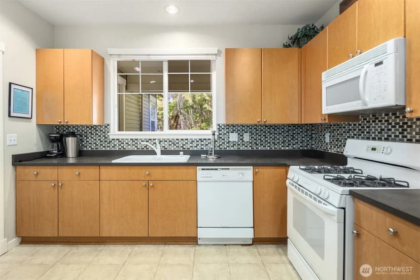 Property photo for 325 S 51st Street #a, Renton photo 35