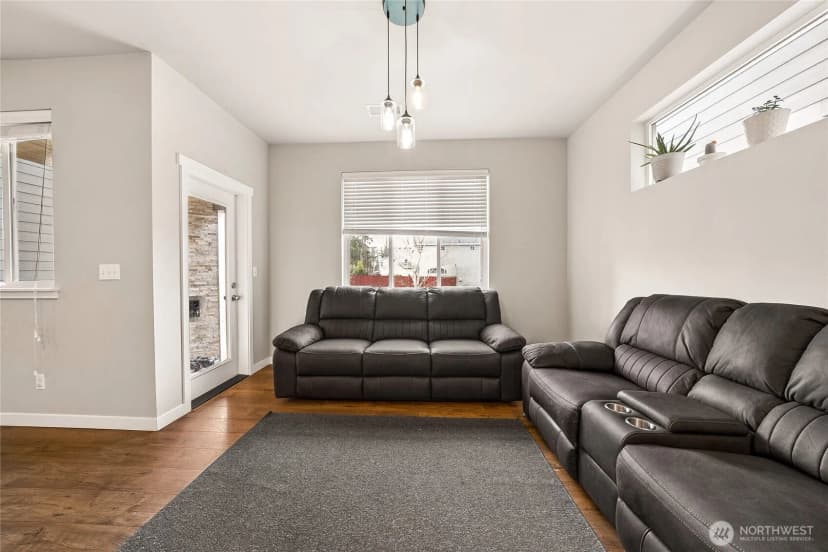 Property photo for 16214 78th Avenue Ct E, Puyallup photo 8