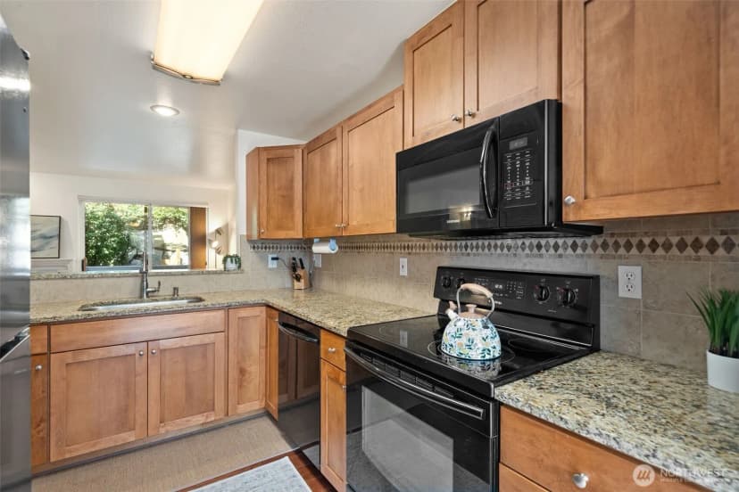 Property photo for 1325 Nw Slate Lane #106, Silverdale photo 13