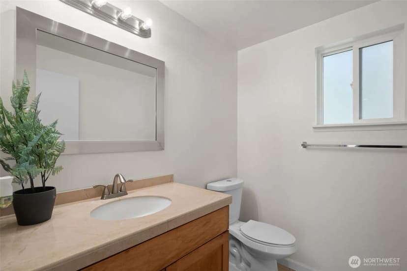 Property photo for 1325 Nw Slate Lane #106, Silverdale photo 16