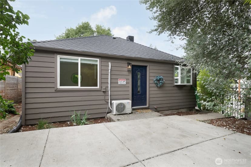 Property photo for 27003 124th Avenue Se, Kent photo 4