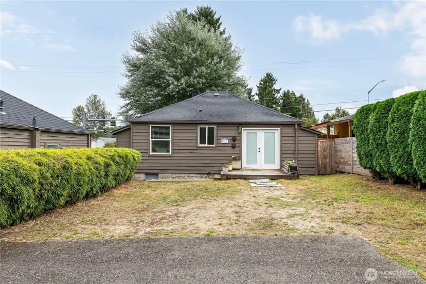 Property photo for 27003 124th Avenue Se, Kent photo 19