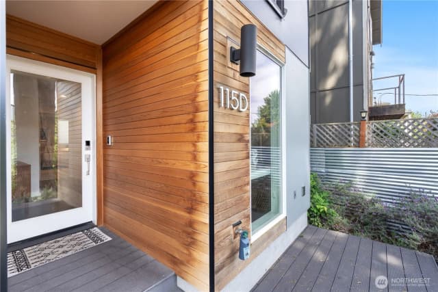 Property photo for 115 27th Avenue E #d, Seattle photo 2