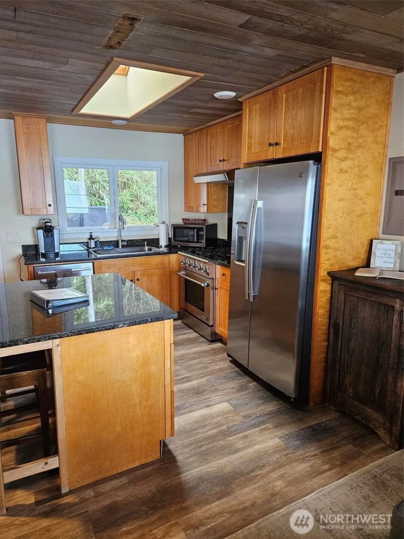 Property photo for 12200 Seabeck Highway Nw, Seabeck photo 16