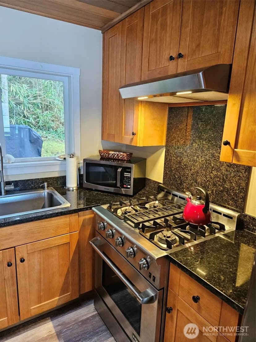Property photo for 12200 Seabeck Highway Nw, Seabeck photo 18