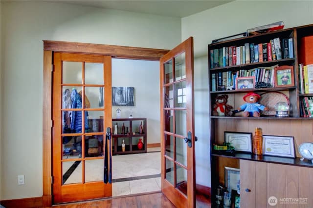 Property photo for 4435 Castlerock Drive, Blaine photo 5