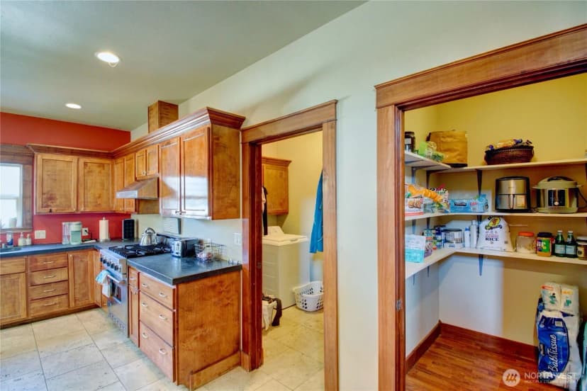 Property photo for 4435 Castlerock Drive, Blaine photo 18