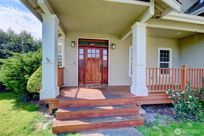 Property photo for 4435 Castlerock Drive, Blaine photo 2