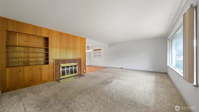 Property photo for 300 W Fifth Street, Waitsburg photo 5