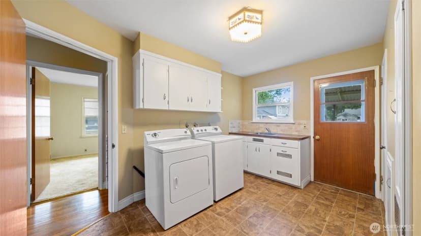 Property photo for 300 W Fifth Street, Waitsburg photo 14