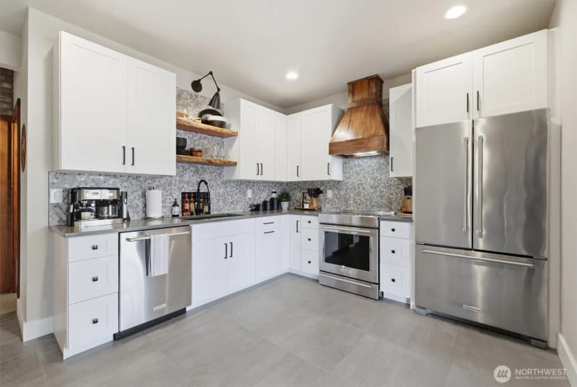 Property photo for 1202 184th Avenue Ct E, Lake Tapps photo 26