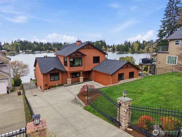 Property photo for 1202 184th Avenue Ct E, Lake Tapps photo 3