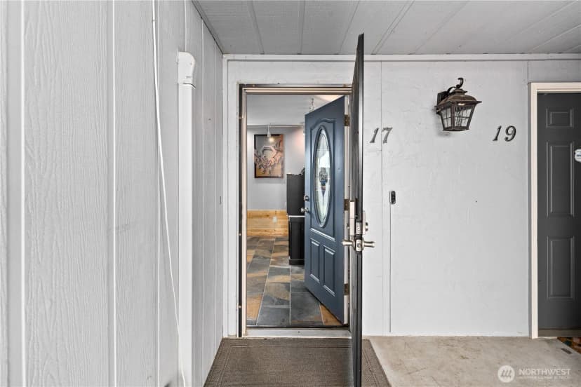 Property photo for 700 Ford Avenue #17, Snohomish photo 3
