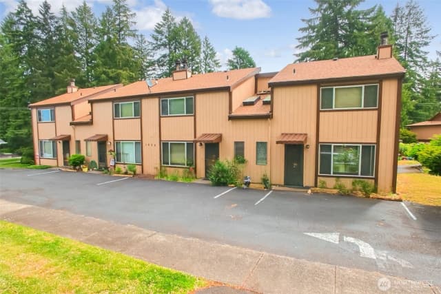 Property photo for 1608 Ruddell Road Se, Lacey photo 5