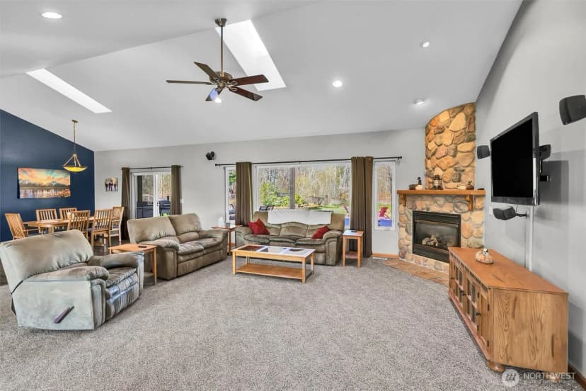 Property photo for 16100 159th Lane Se, Yelm photo 5