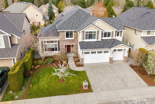 Property photo for 27520 Se 28th Court, Sammamish photo 2