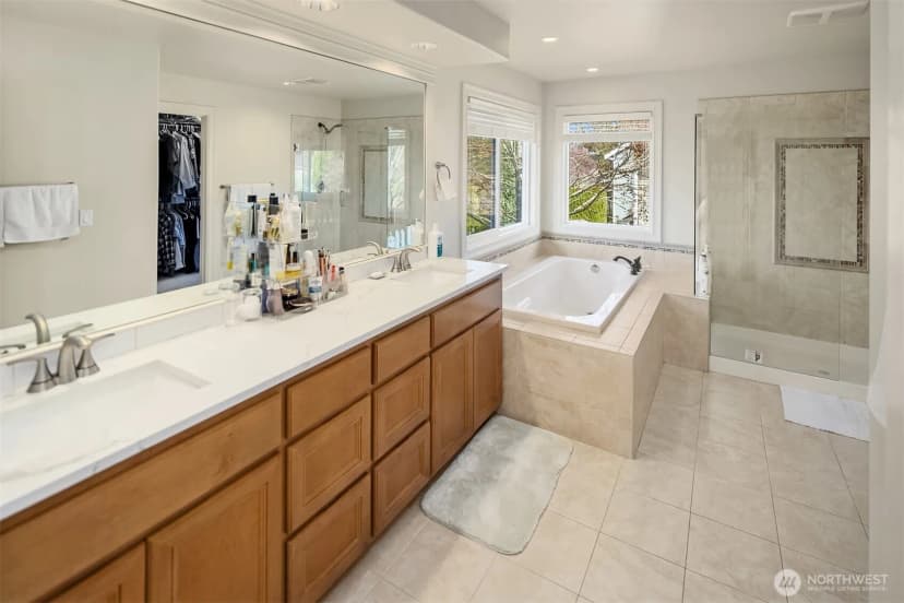 Property photo for 27520 Se 28th Court, Sammamish photo 31