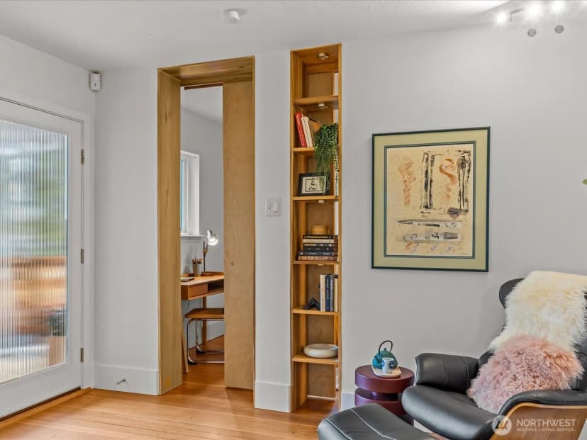 Property photo for 8117 17th Avenue Sw, Seattle photo 6