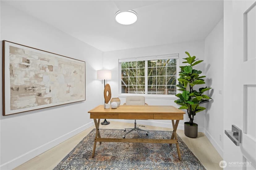 Property photo for 1626 W Beaver Lake Drive Se, Sammamish photo 8