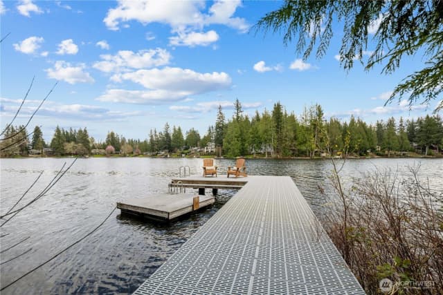 Property photo for 1626 W Beaver Lake Drive Se, Sammamish photo 5