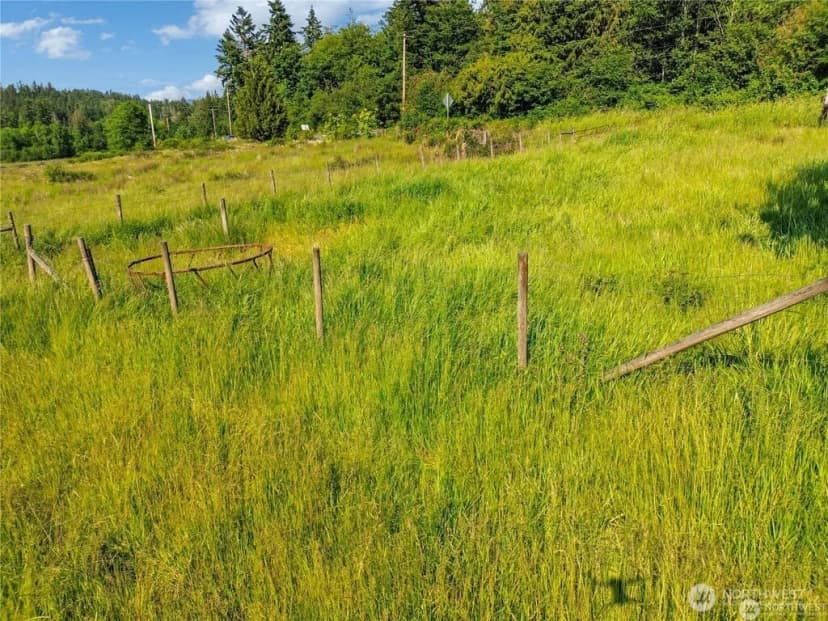 Property photo for 10929 352nd Street E, Eatonville photo 4
