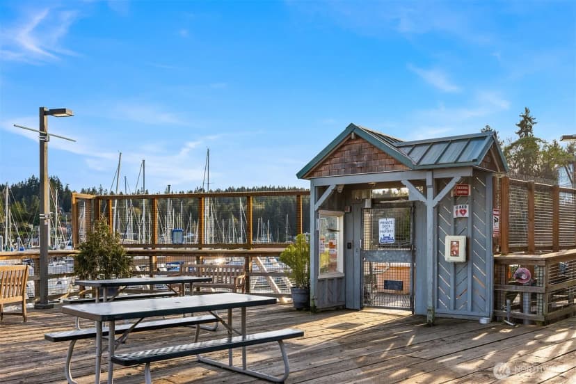 Property photo for 141 Parfitt Way Sw #a-15, Bainbridge Island photo 14
